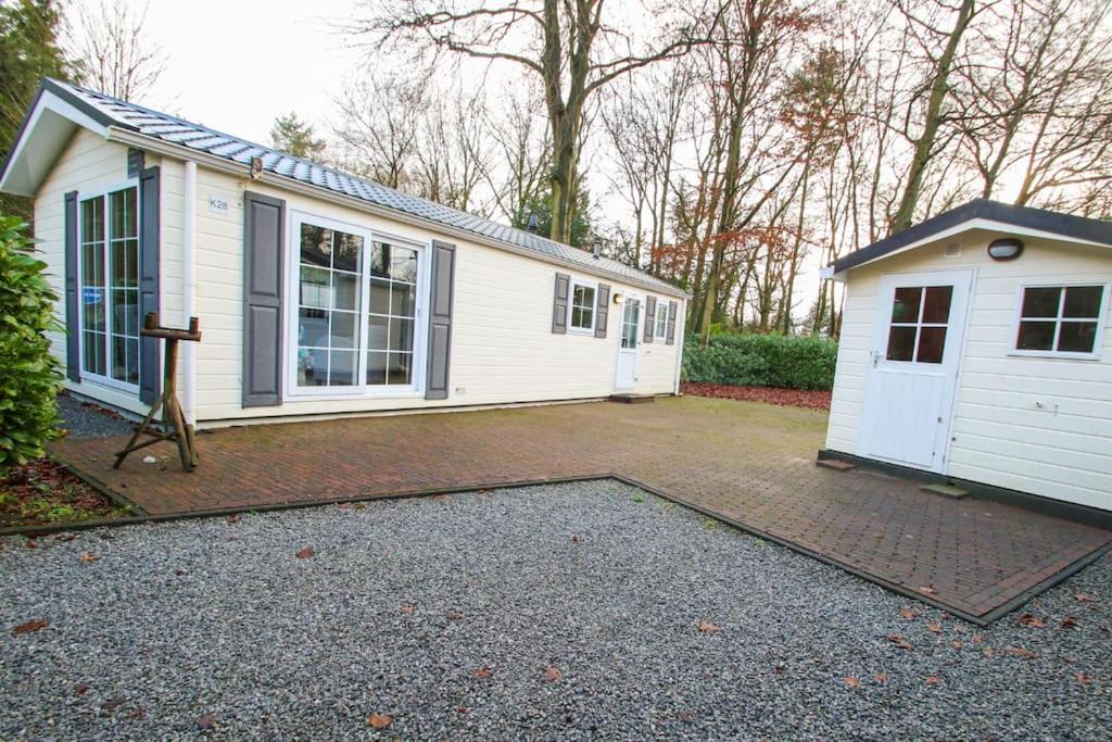 אפ Luxe Vrijstaande Chalet מראה חיצוני תמונה